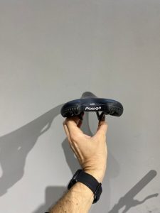 زین دوچرخه پرولوگو اسکرچ کربن-Prologo Scratch Carbon Bicycle Saddle –  143mm (دست دوم در حد) - Image 4